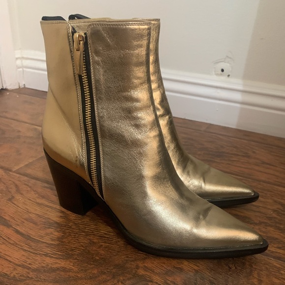 Gianvito Rossi gold ankle boots -size 7 (EU 37.5) - Picture 2 of 8